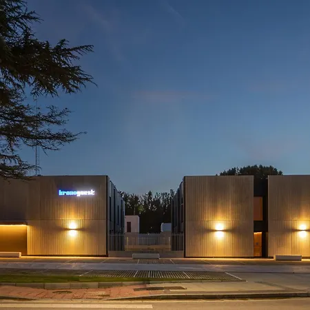 Kronoguest - Auto Check-in 3* Castanares